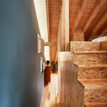 Fence * קוימברה